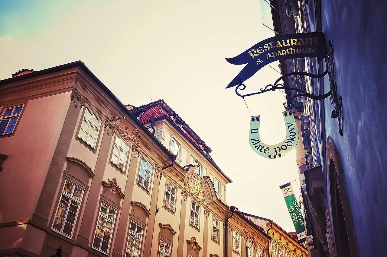 Apartman U Zlate Podkovy - At The Golden Horseshoe Prága Csehország